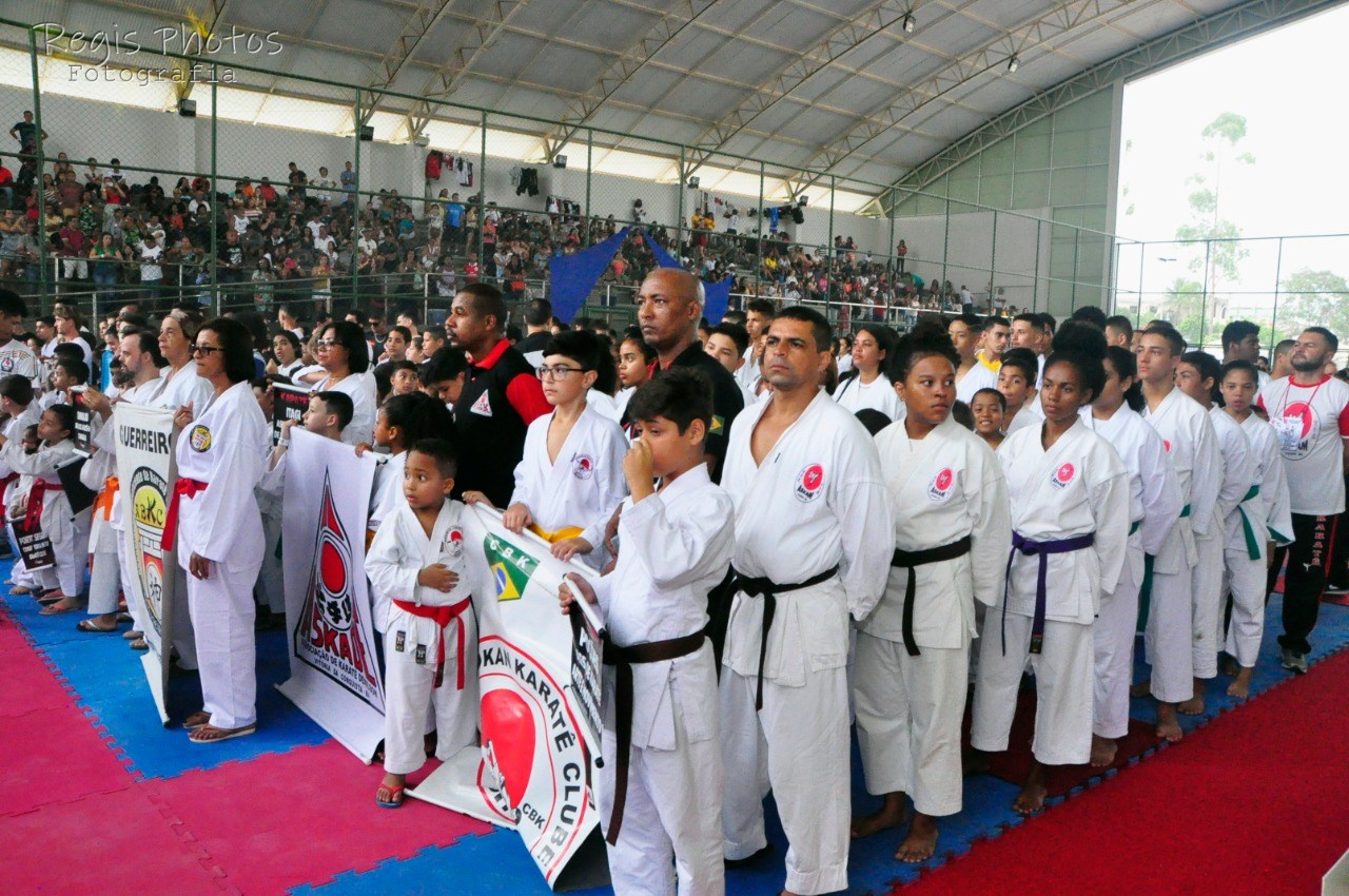 Camacã: Atletas conquistam medalhas na 10ª Copa Cacau de Karatê em Porto Seguro com apoio da Prefeitura
